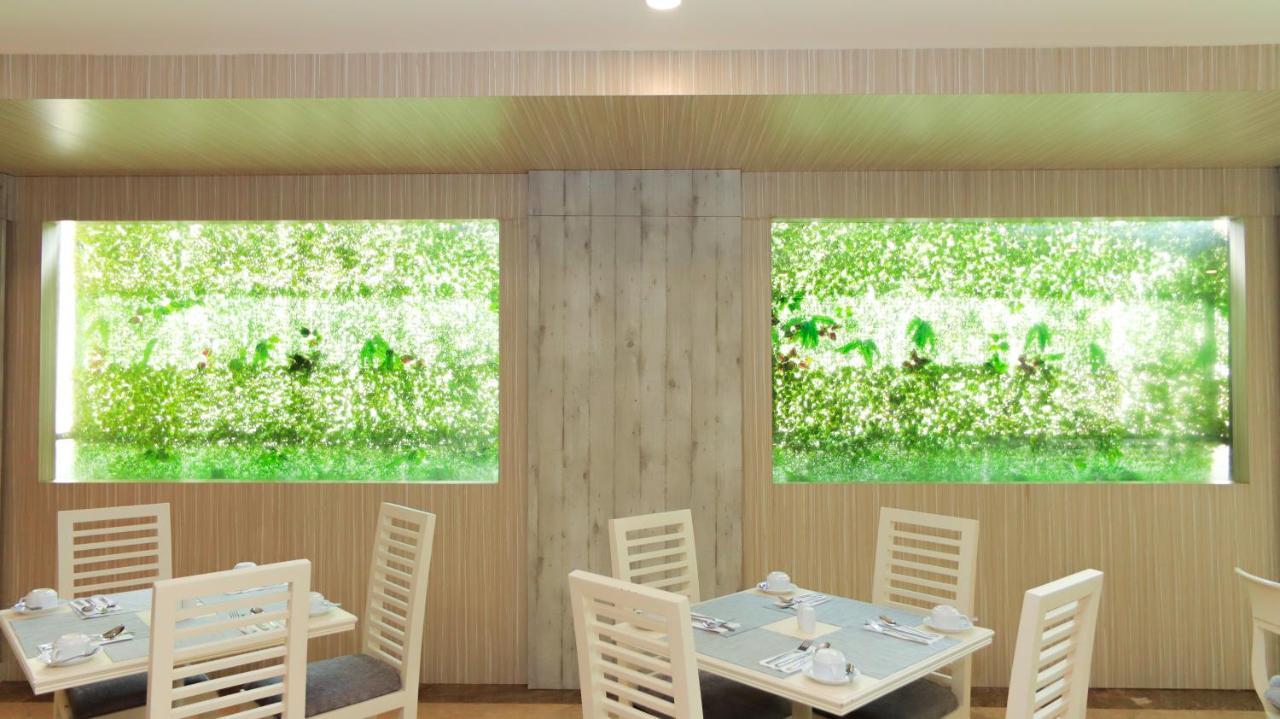 Beverly Hotel Batam Nagoya Exterior photo